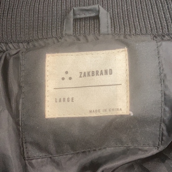 Zakbrand Size Large Black Full Zip Jacket - Picture 3 of 9